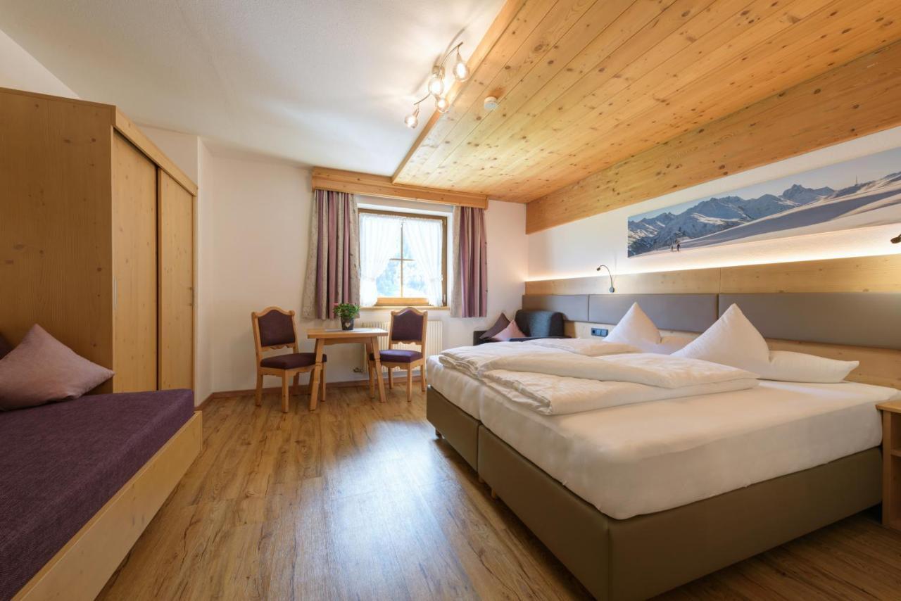 Landhaus Strolz Sankt Anton am Arlberg Exterior foto